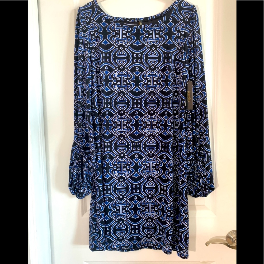 NWT LAUNDRY Fun Times Dress w/Bell Sleeves (6)
